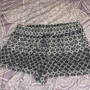 women’s flowy shorts, Joe B, size XL